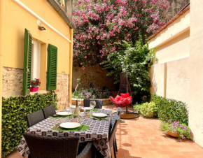 Santa Croce Garden Apartment Florence